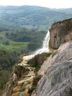 bagno vignoni, cascata