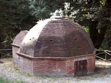 Ghiacciaia, Castello di Brolio in Chianti, Siena, Toscana