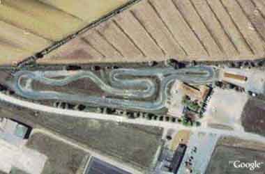 Foto aerea della pista karting di Ampugnano