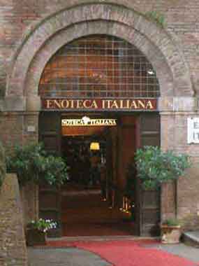 Siena, Fortezza Medicea, ingresso dell'Enoteca Italiana