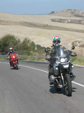 Siena, itinerari in moto