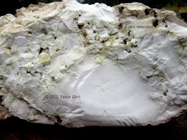 Magnesite con opale, miniera di Querceto