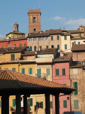 Siena, Trekking Urbano, piazze e chiese
