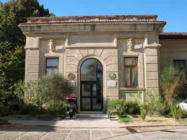 siena, complesso del laterino, sede museo antartide