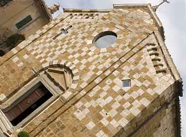 Chiesa SS. Pietro e Andrea, Trequanda, Crete Senesi
